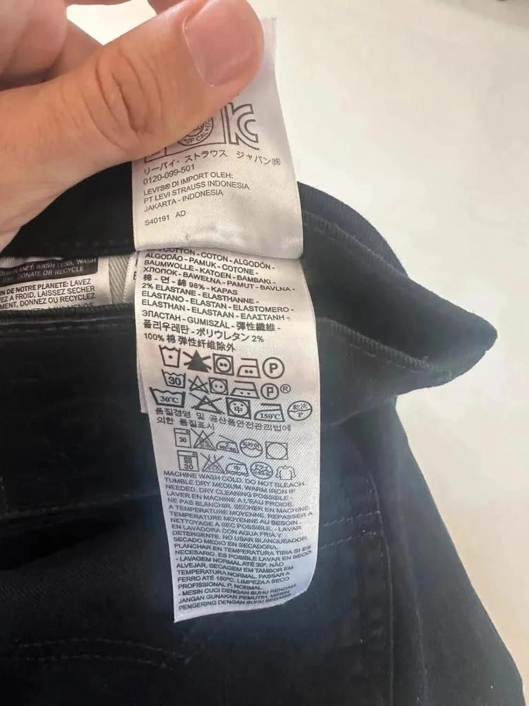 Jean Levi’s 511 Noir W32 L32