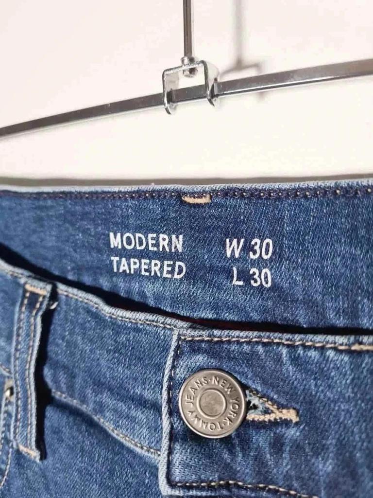 Jean Tommy Jeans Modern Tapered W30 L30