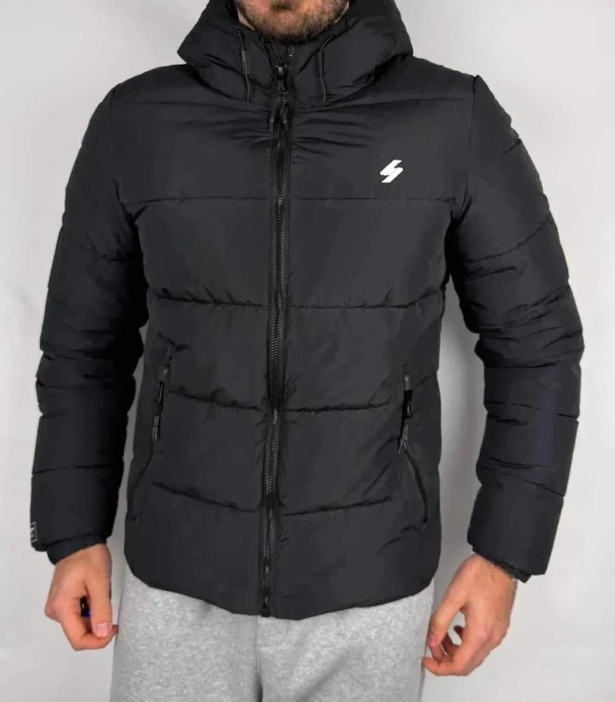 💎 Piumino Superdry Nero taglia M come nuovo - 100% Poliestere 💎