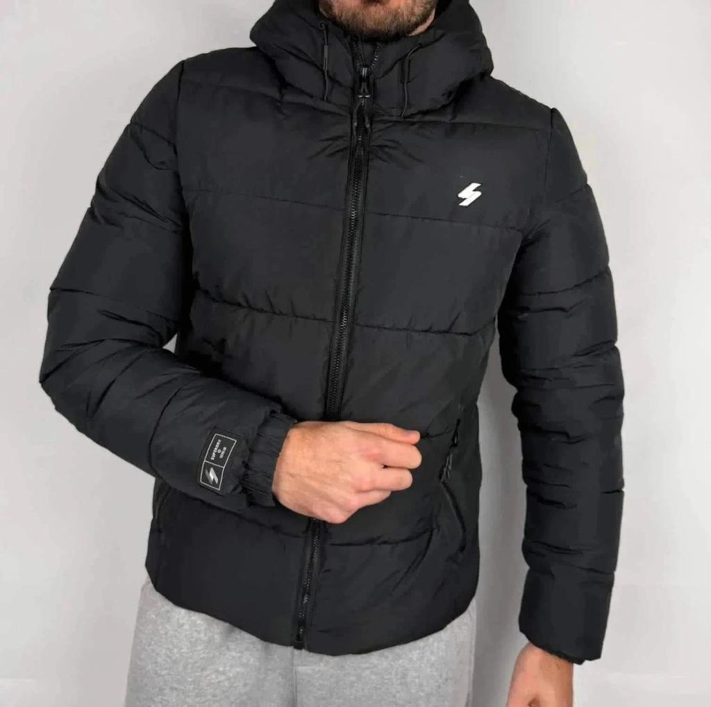 💎 Piumino Superdry Nero taglia M come nuovo - 100% Poliestere 💎