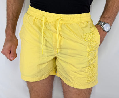 Short de bain Kaporal homme taille S / M / L / XL. Pièce premium sélectionnées par Comptoir Masculin. Expédition rapide depuis la France.