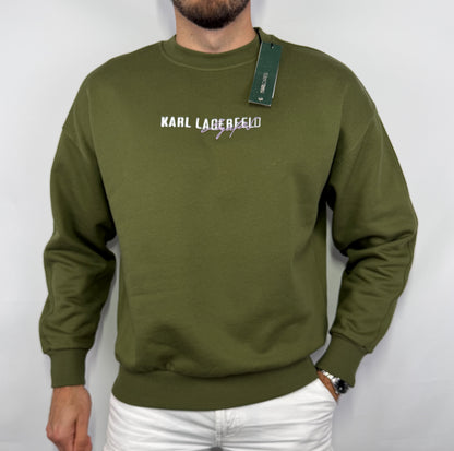 Sweat Karl Lagerfeld homme taille M neuf. Pièce premium sélectionnée par Comptoir Masculin. Expédition rapide depuis la France.