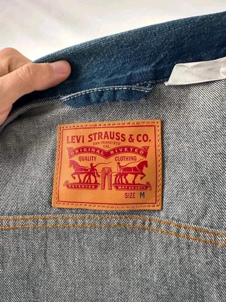 💎 Veste en Jean Levi’s - 100% Coton 💎