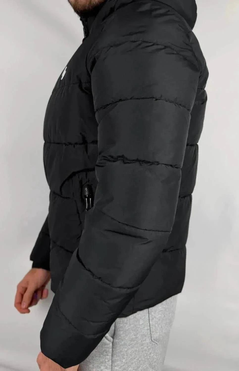 💎 Piumino Superdry Nero taglia M come nuovo - 100% Poliestere 💎